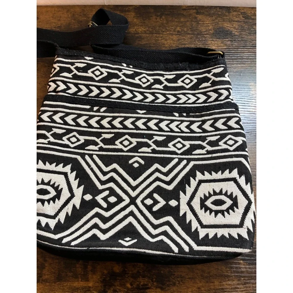 Black & White Aztec Crossbody Bag - Unbranded